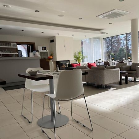 Hotel Villa Bianca Liptovský Mikuláš 外观 照片