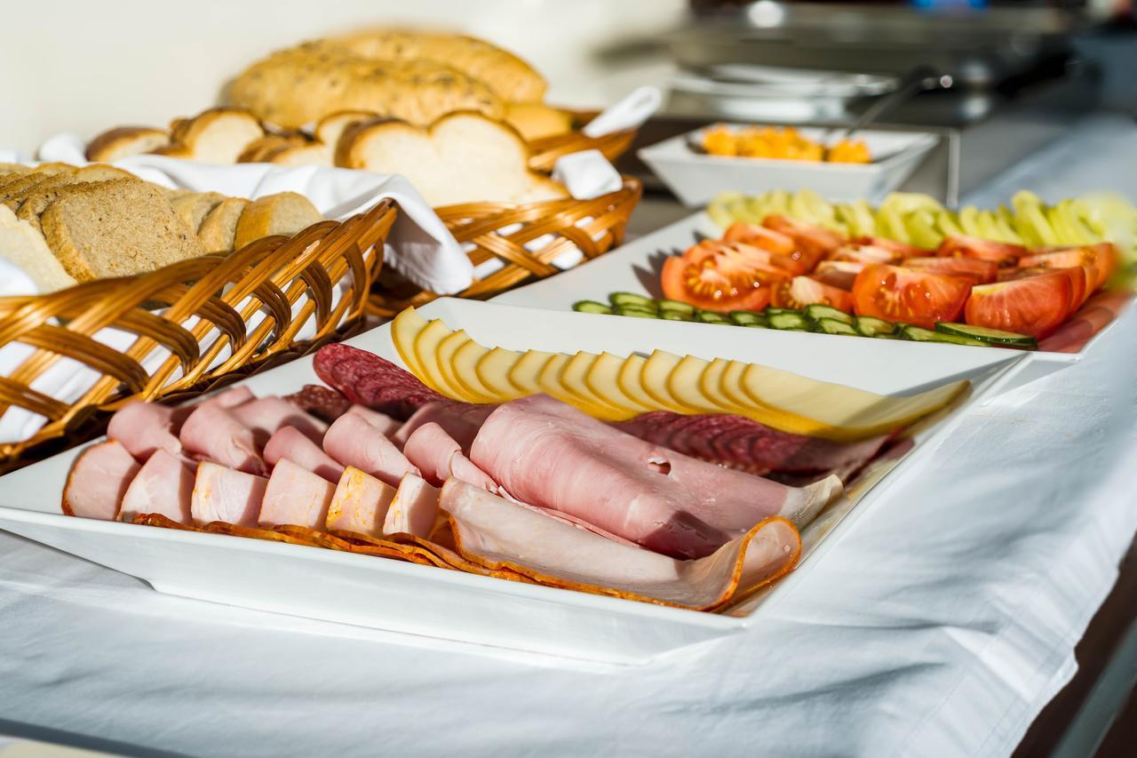 Hotel Villa Bianca Liptovský Mikuláš 外观 照片